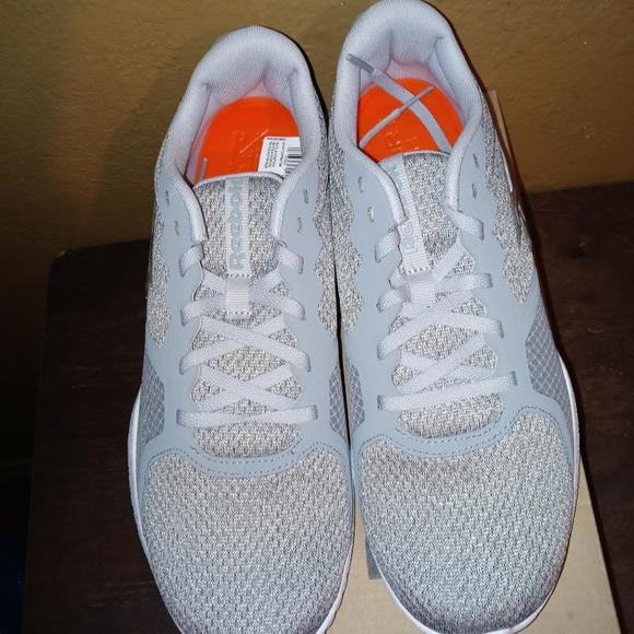 Women's Rebook Flexagon force size 10 - Picture 4 of 6